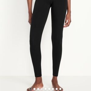 Old Navy Black Jack Studio Leggings